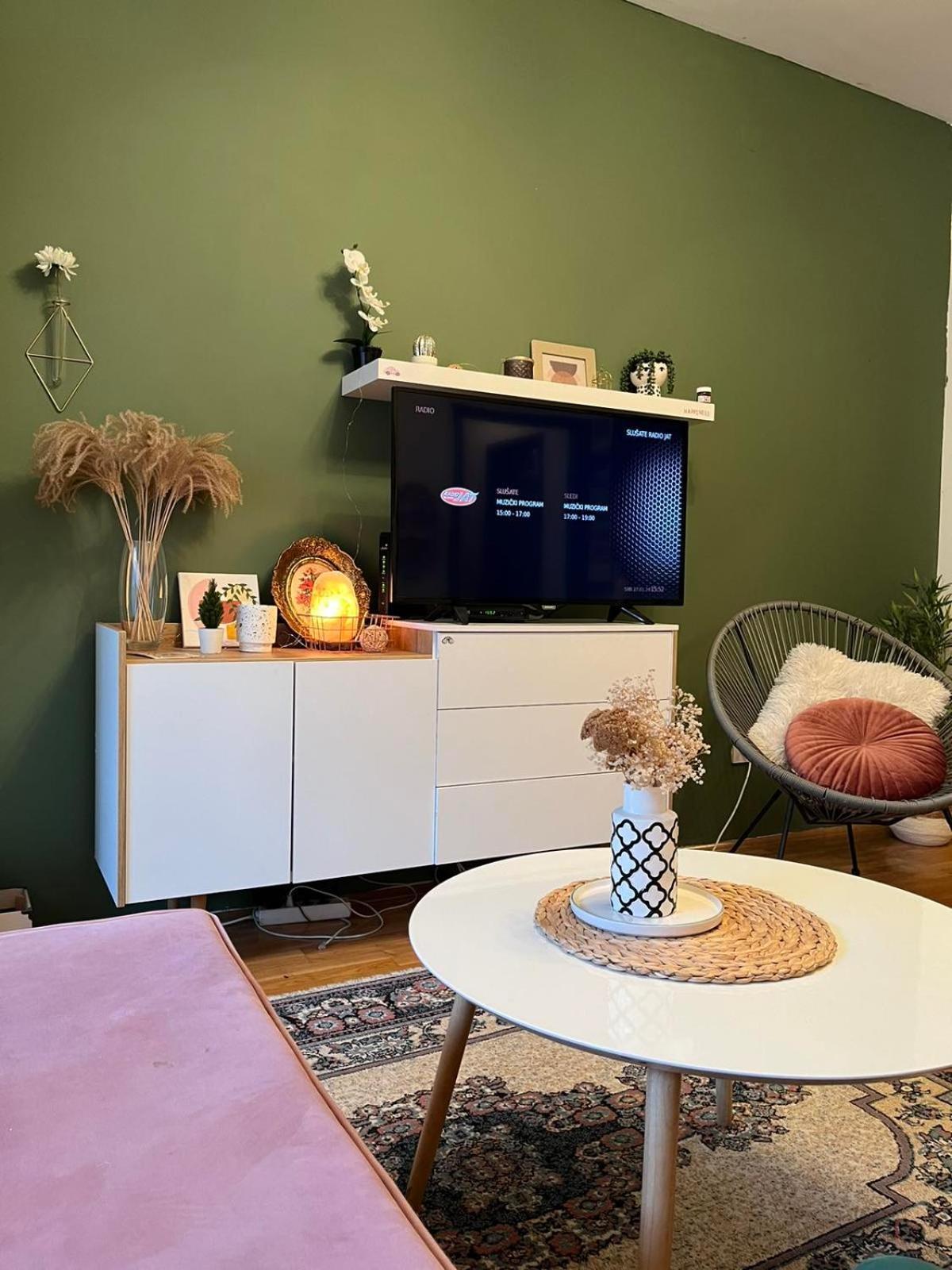 Aurora Apartment *